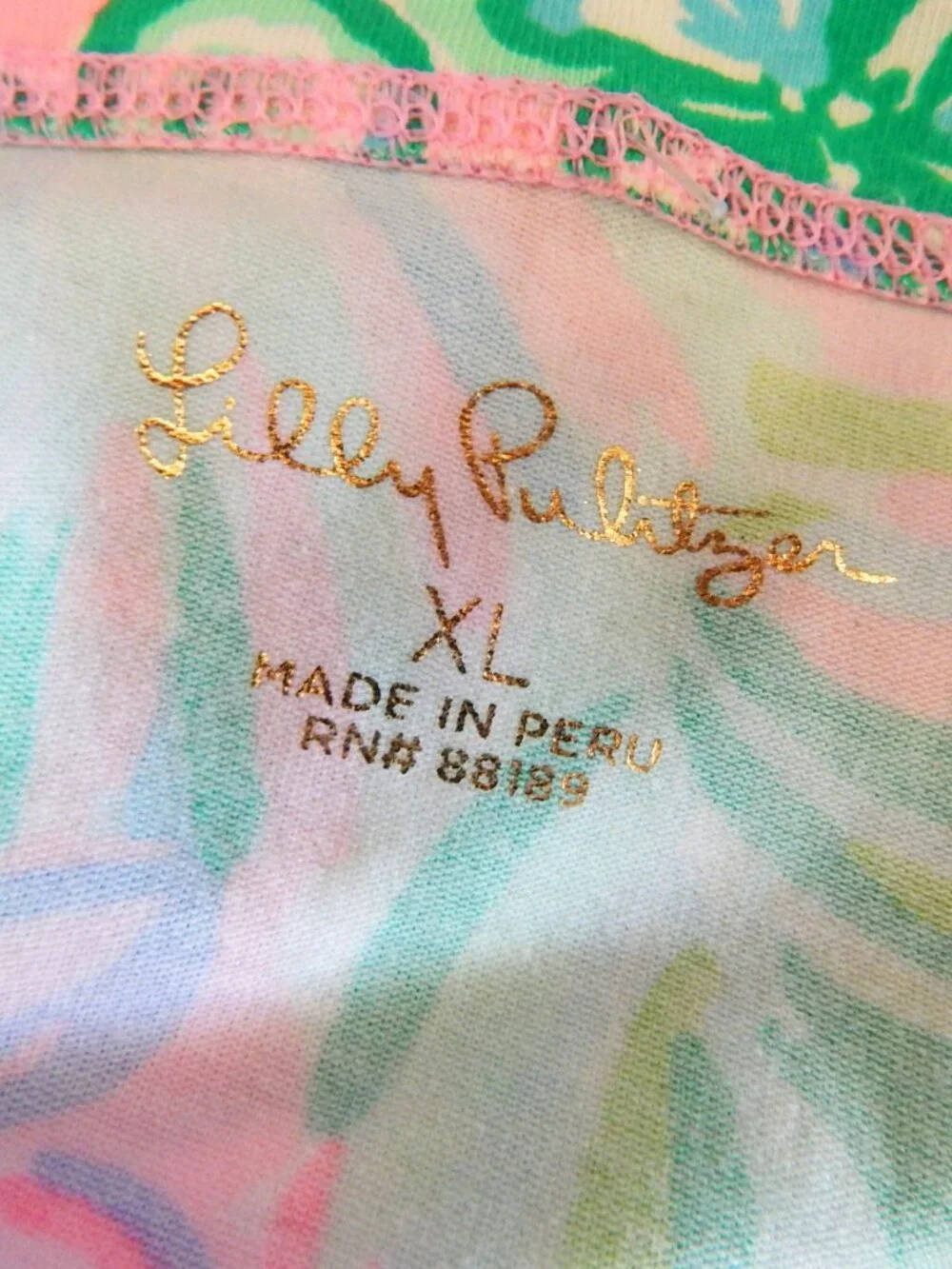Colorful Lilly Pulitzer Top with Vibrant Hand-Painted Print - XL - Picture 6 of 6